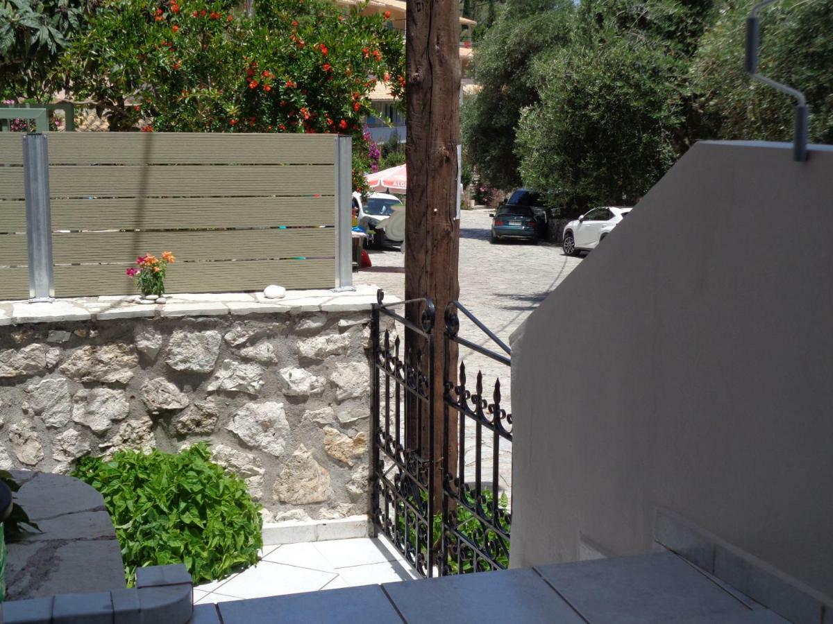 Green View Apartments Ayios Nikitas Ngoại thất bức ảnh